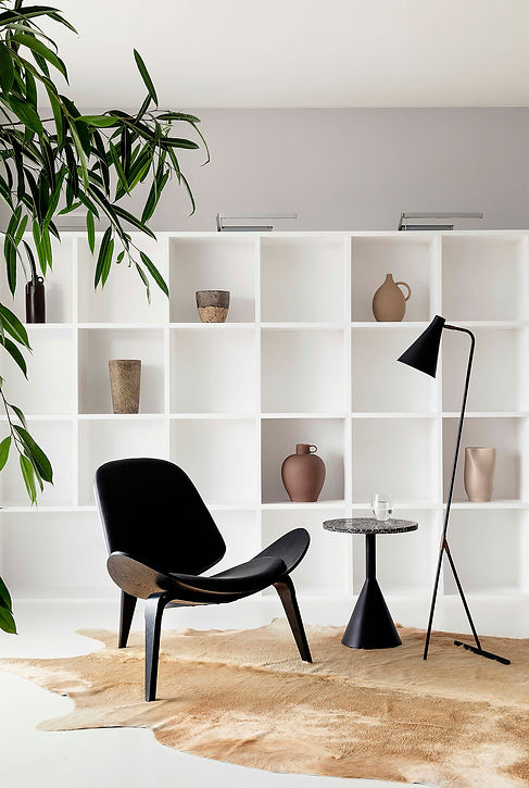 japandi-home-staging-estanteria-ceramica