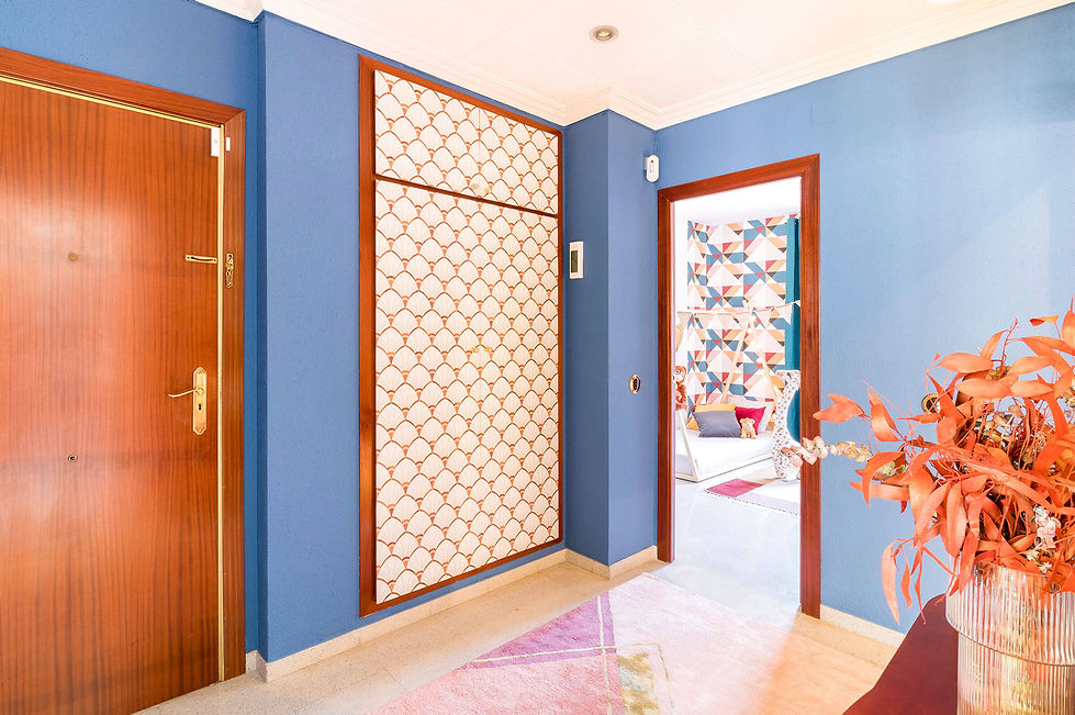 Hallway decorated with Art Deco wallpaper