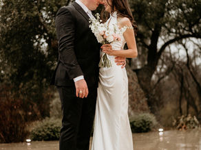Couple in Raining