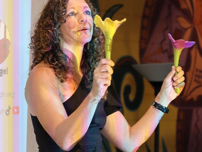 If flowers had preferences like humans… we’d never have any blossoms 