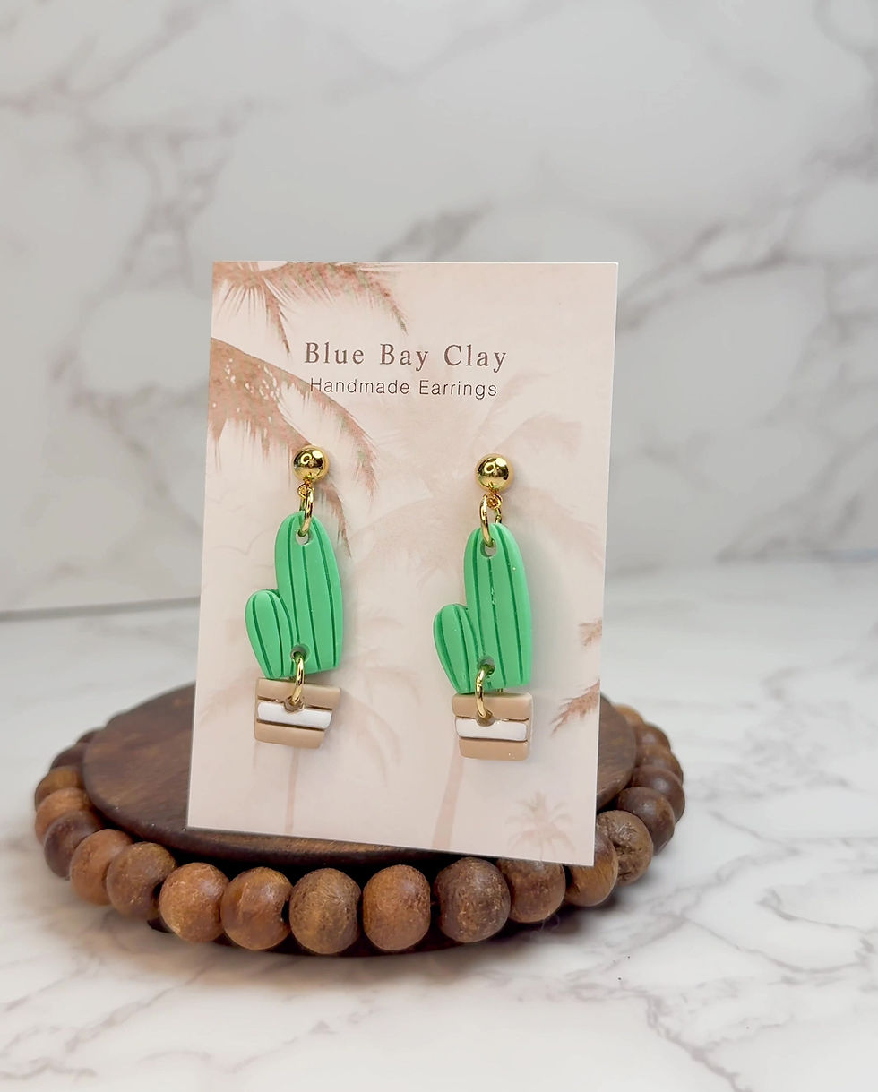 Thumbnail: Tall Potted Cactus 01