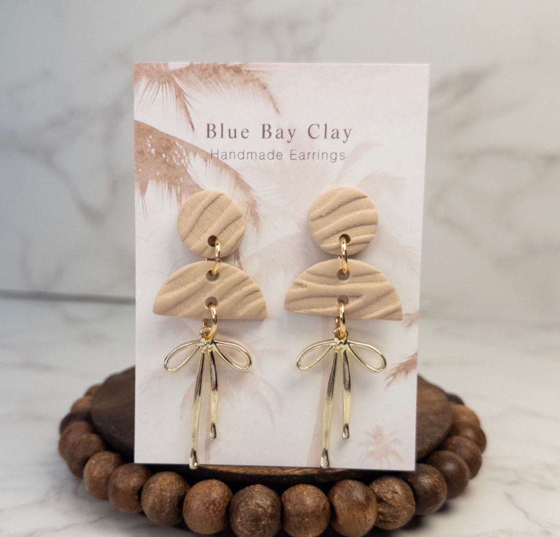 Tan Belle Bow Dangle 01