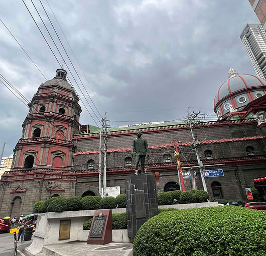 Bindondo Food Crawl & Historical Tour