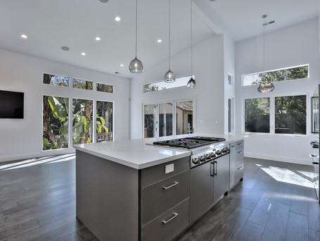 kitchen, great room, high ceilings, pendant lighting