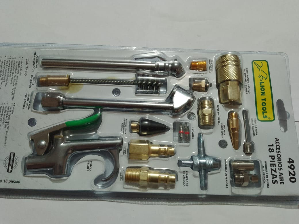 JUEGO ACCESORIOS NEUMÁTICOS DE 18 PZS.