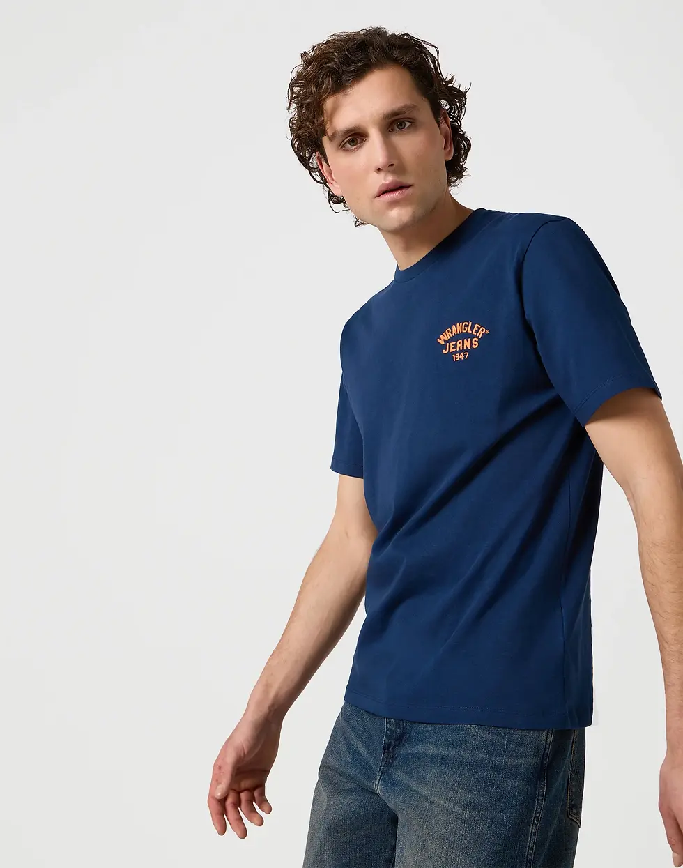 Μικρογραφία: WRANGLER SMALL LOGO TEE NAVY SS25M