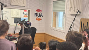 T14 grava hino da Escola Azul na RUA.fm