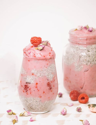 Smoothie pêches, framboises et graines de chia