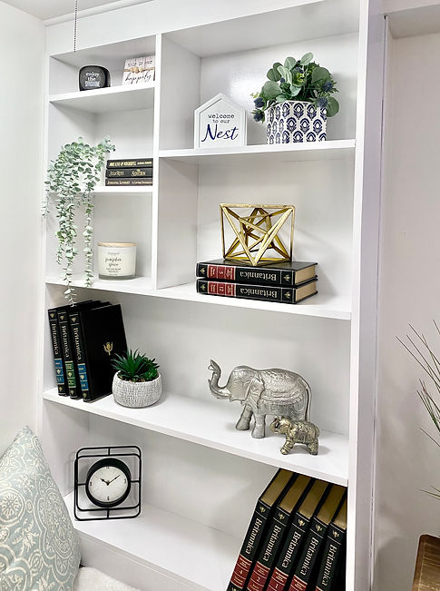 home staging shelving styling