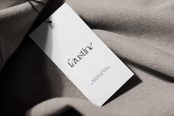 Etiqueta de ropa de la marca Faustine
