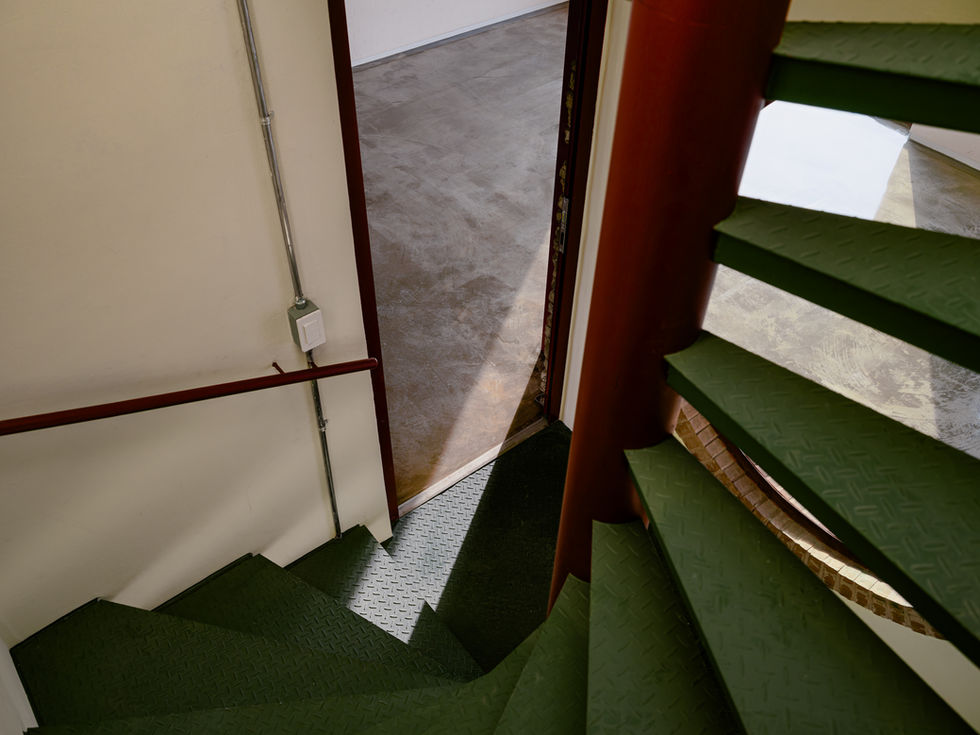 홍성범 건축가 설계의 계단 입구, 주택 리모델링 공간