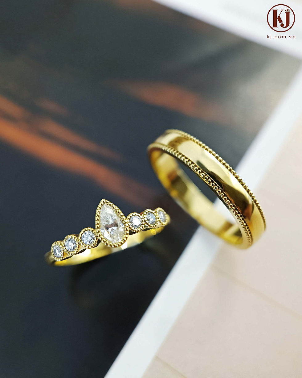 Nhẫn cưới có cần phải giống nhau không?