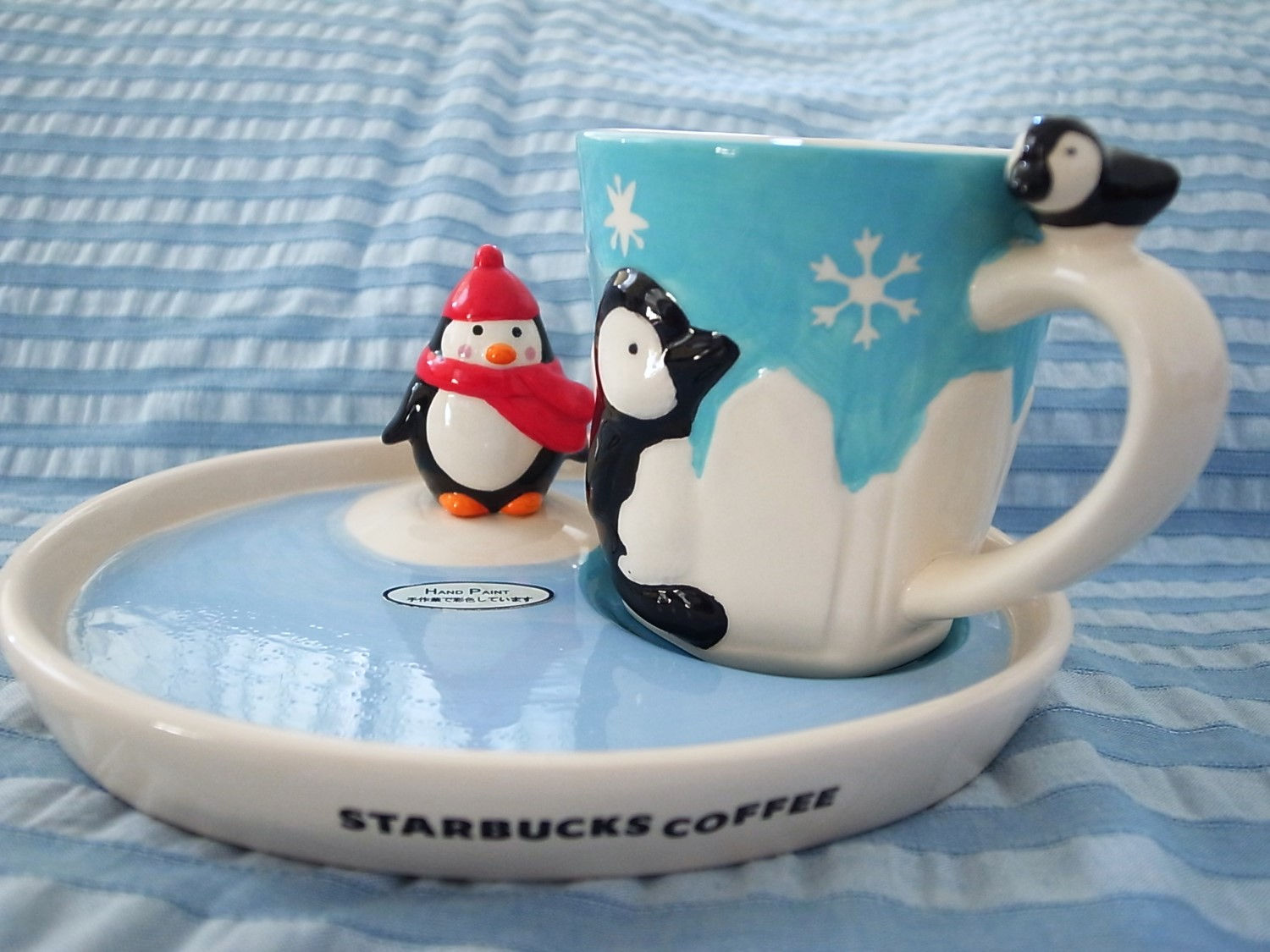 2009 hand paint Starbucks Japan Christmas "Penguin" set Mug & Plate Saucer