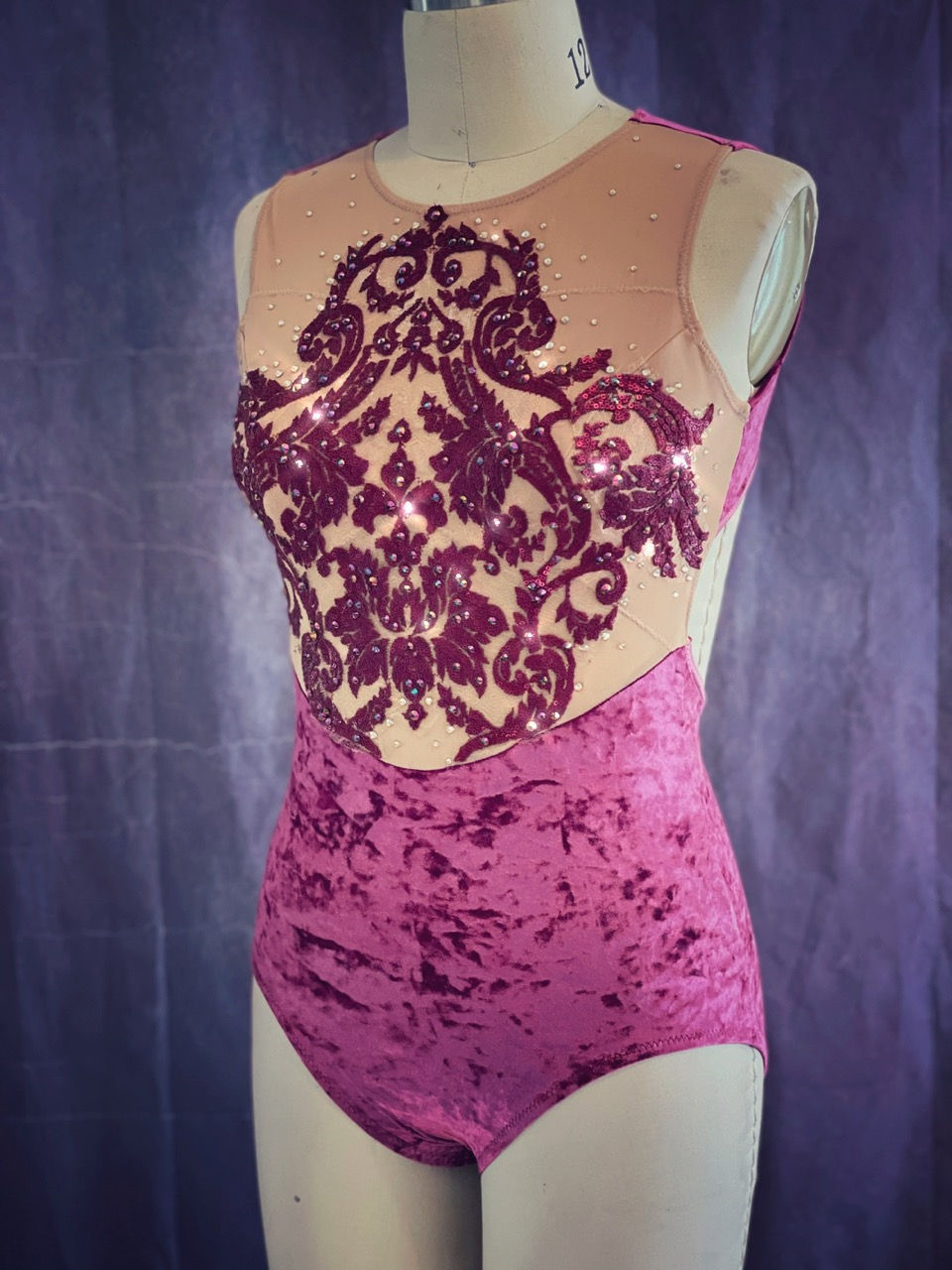 Thumbnail:  "Baroque" burgundy