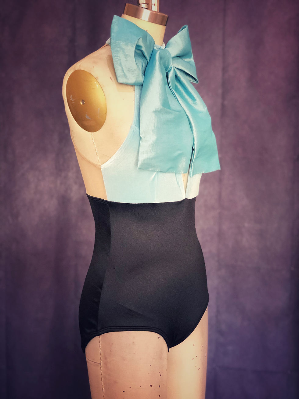 Thumbnail: "Clara Bow" aqua