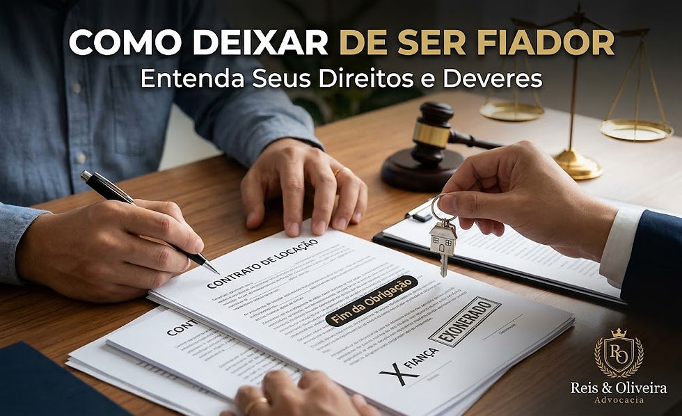 Contrato de locação sendo assinado e entrega de chaves, representando o processo legal para deixar de ser fiador.