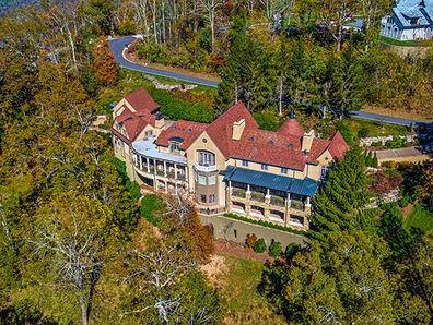European Elegance Meets Blue Ridge Grandeur at Skycliff Drive
Ivester Jackson | Blackstream | Christie's International Real Estate