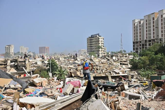 Más de 400 edificios colapsados y otros 50.000 se han visto afectados tras los terremotos