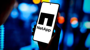 NetApp AFF A250 all-flash NVMe storage system with 24x15.36TB SSD enterprise array 2U dual controller ONTAP refurbished high performance data center storage server-parts.eu-refurbished.