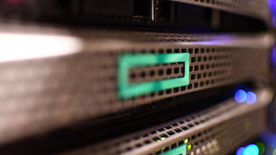 HPE ProLiant DL360 Gen10+ refurbished server with Intel Ice Lake CPU, DDR4 memory, 8SFF SASSATA storage and 1025GbE networking-server-parts.eu-refurbished-used