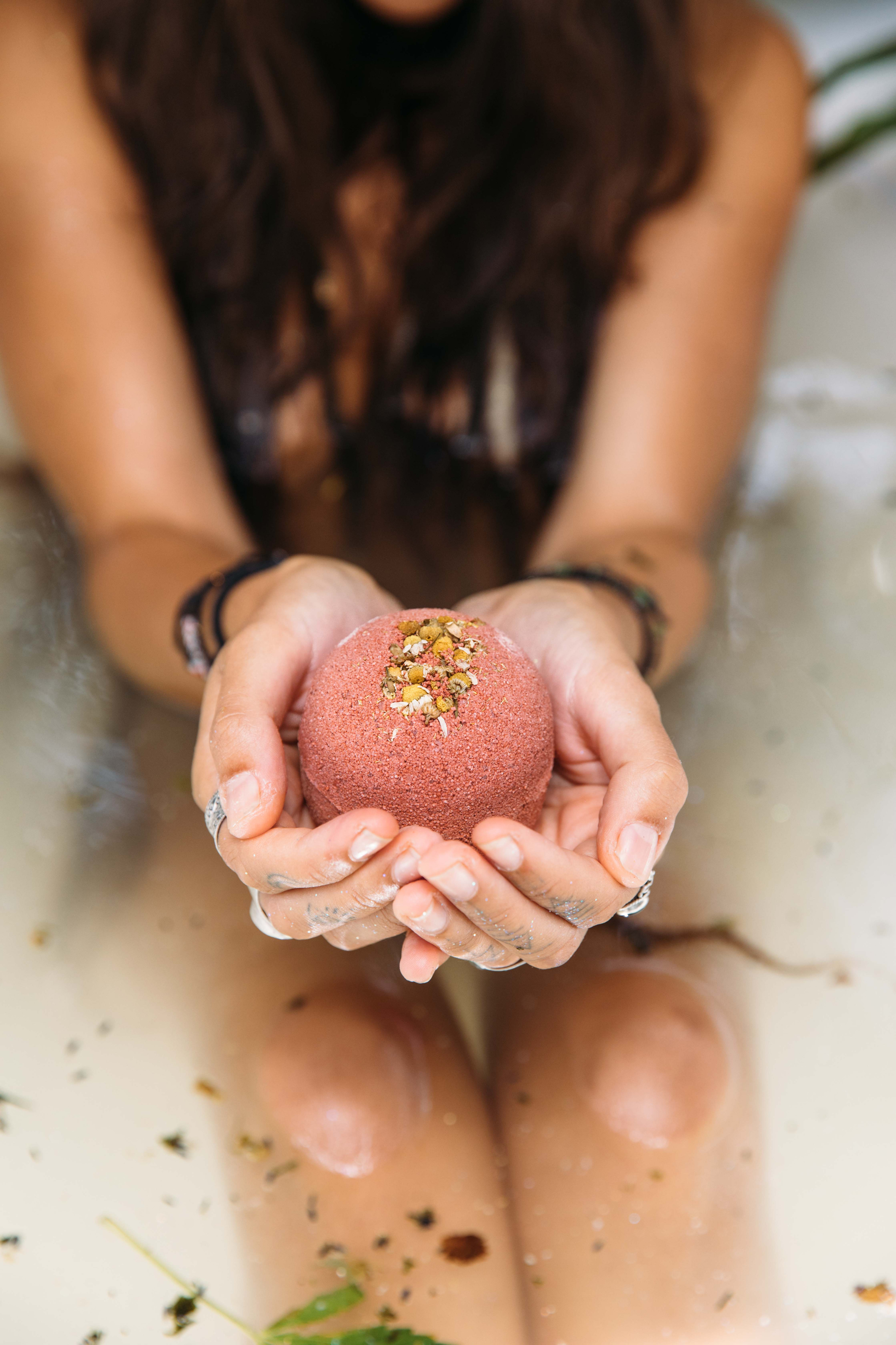 Herbal bath bomb