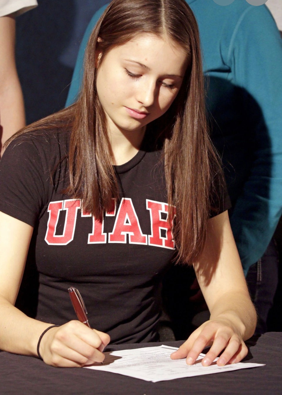 Lauren signing with University of Utah