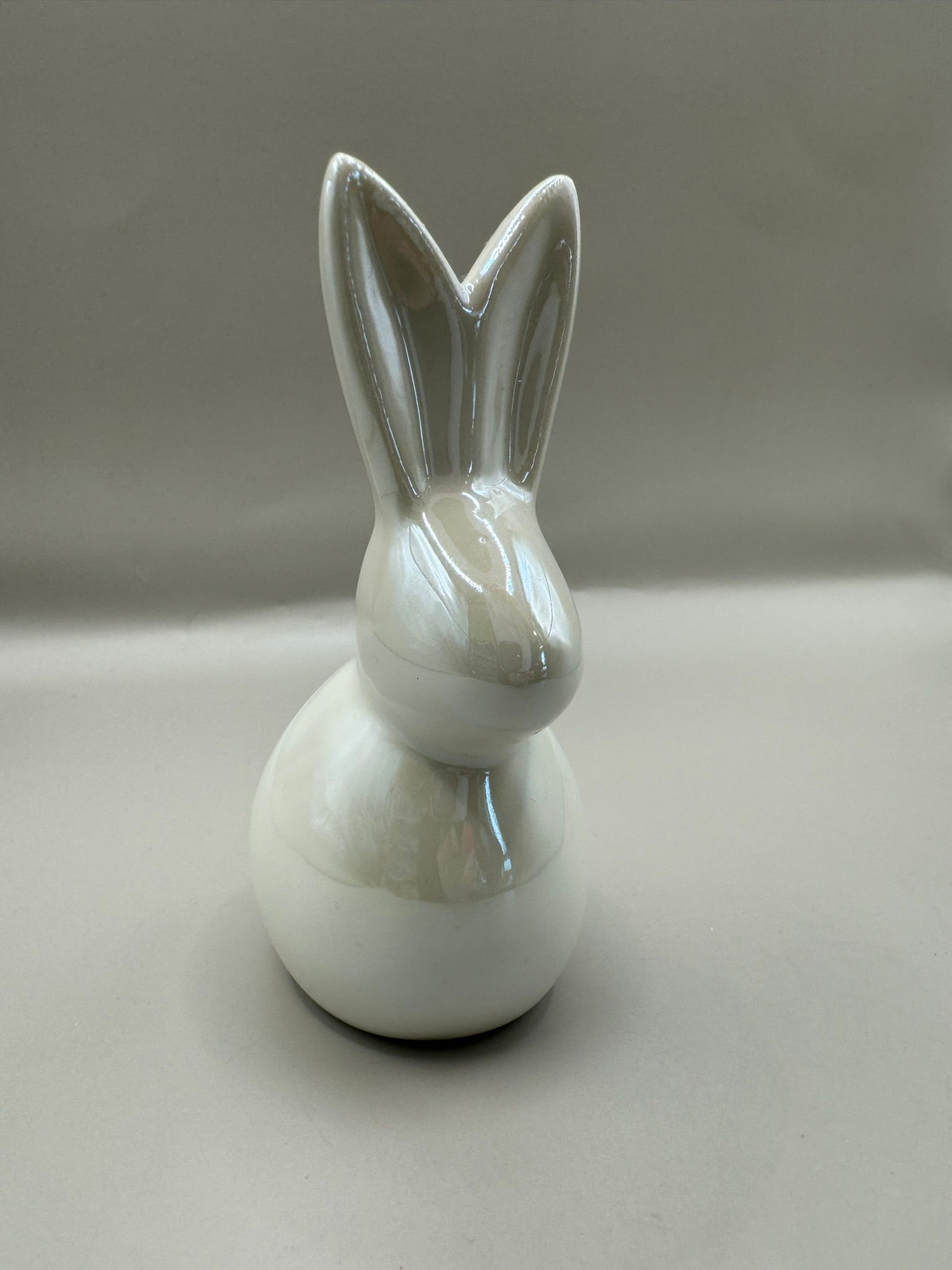 Gyöngyházas krém kerámia nyuszi