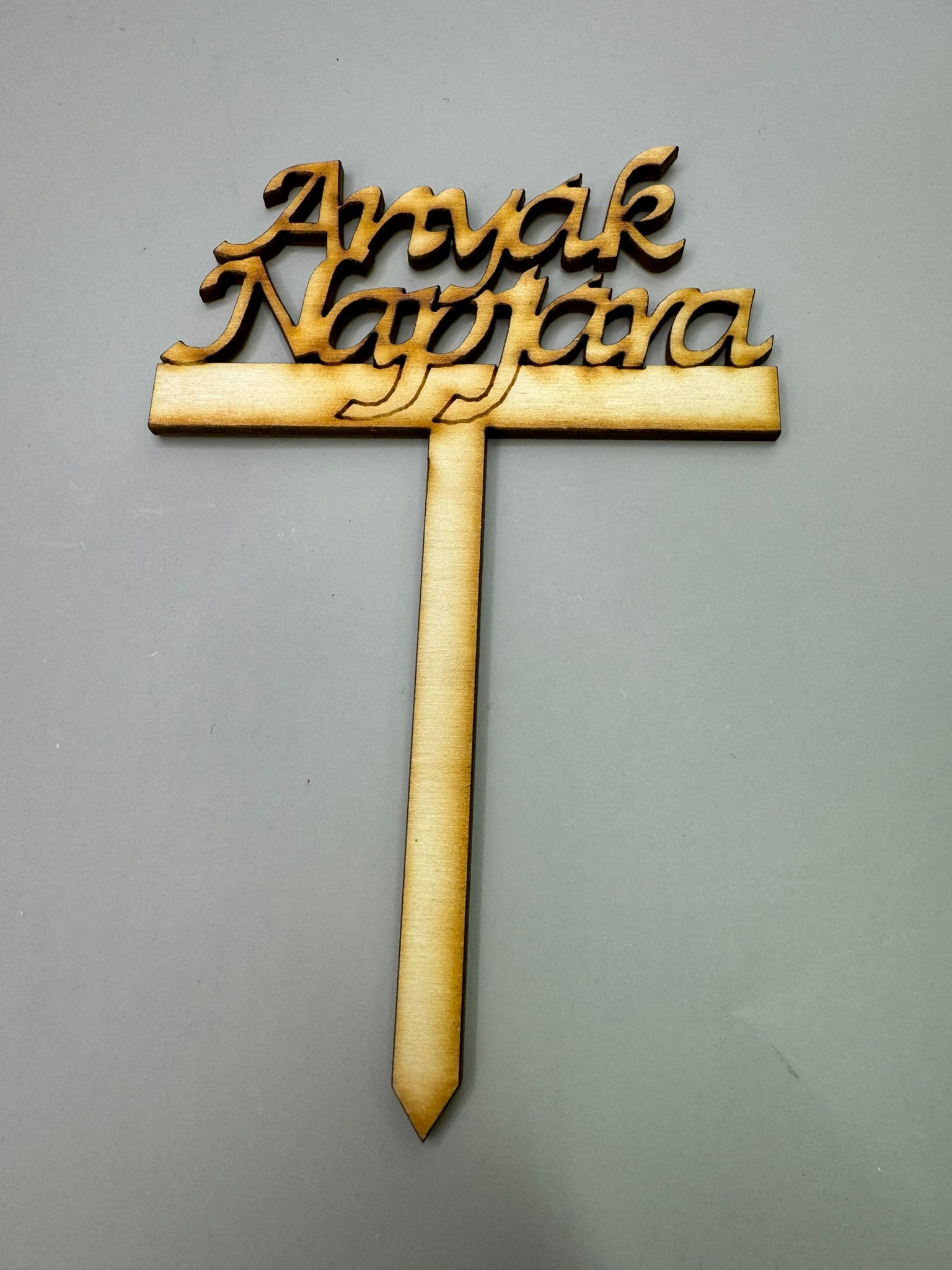 Anyák Napjára beszúrós fa felirat aláhúzással