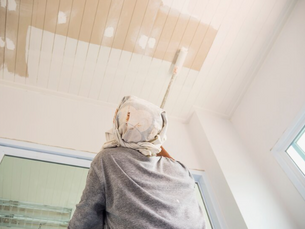 The Best Way to Clean High Ceilings and Hard-to-Reach Areas Safely