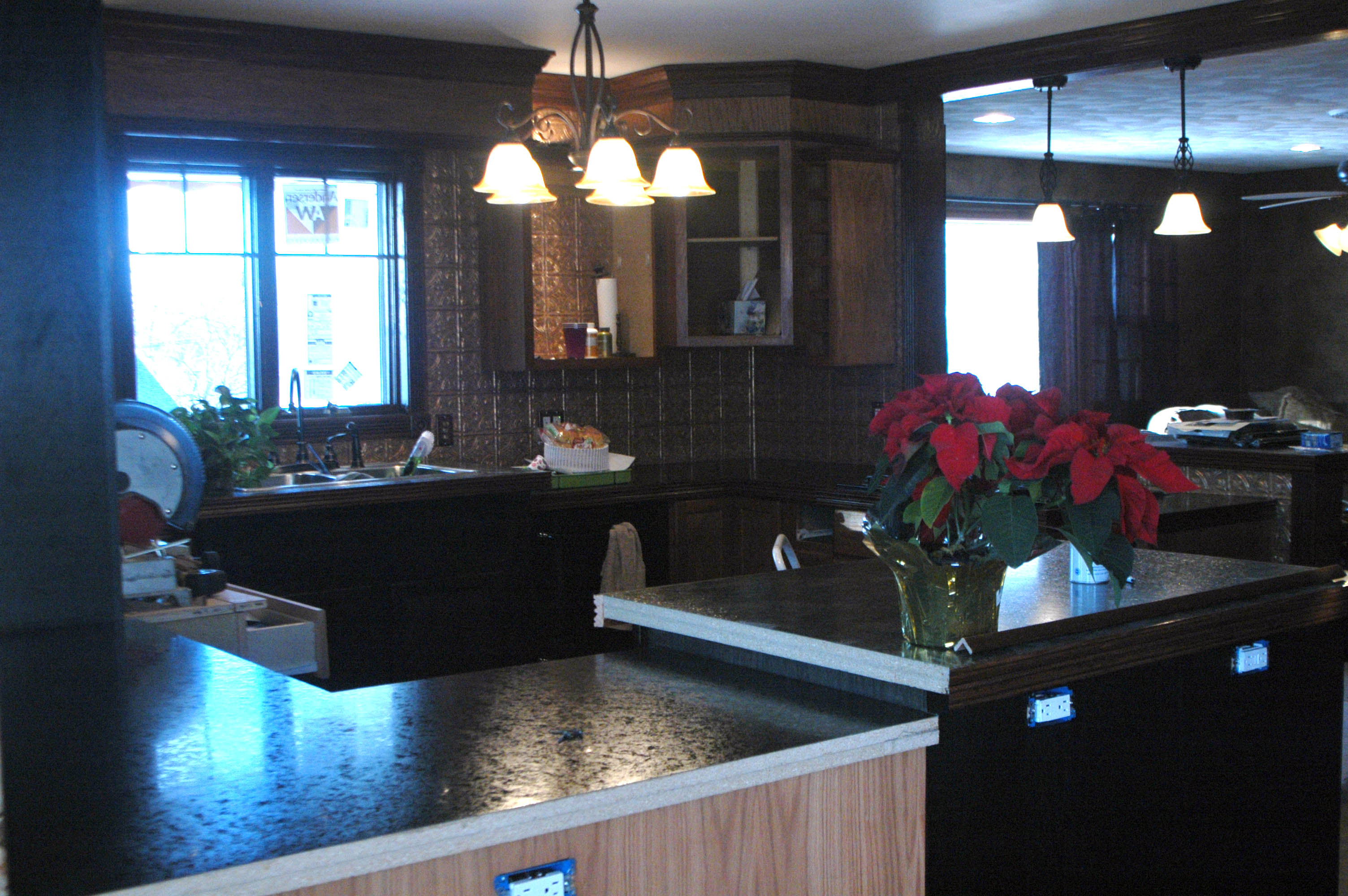 12-09-09-Kitchen-5.jpg