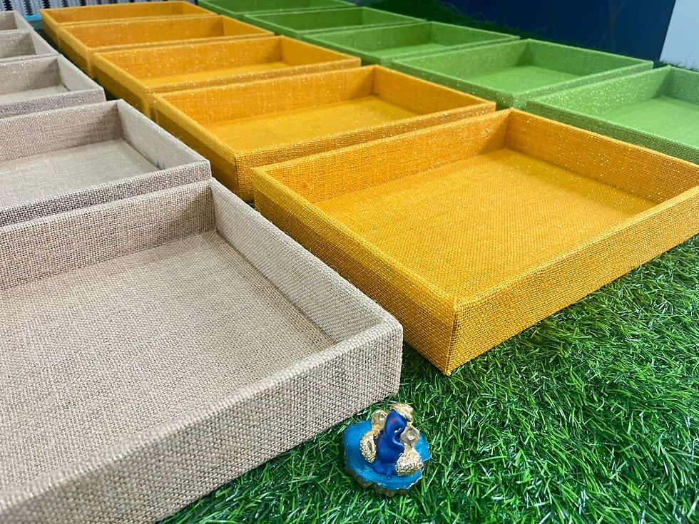 Thumbnail: Trays