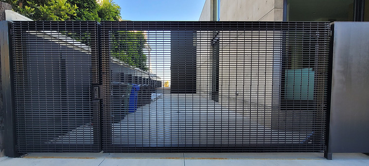 Art & Iron LLC Architectual Series Dual Swing Gates with Eufy Video Doorlock