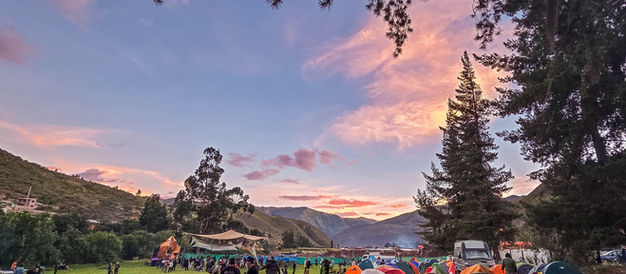 camping e por do sol no stage Arkana