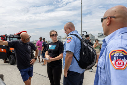 Rising Tide Effect Teaches Swimmer Safety in Style