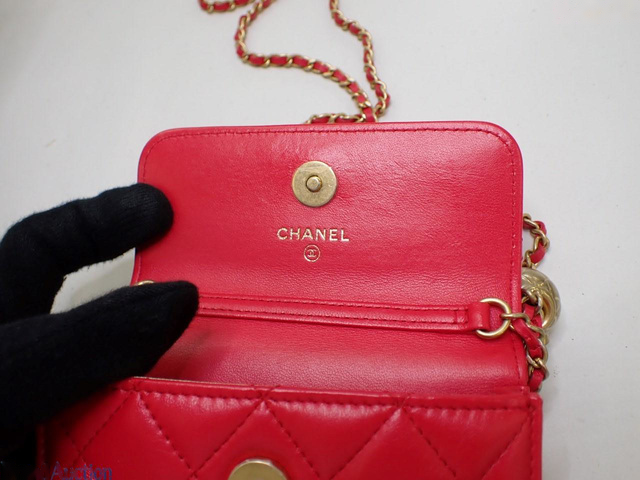Miniaturbild: Chanel Wallet On Chain