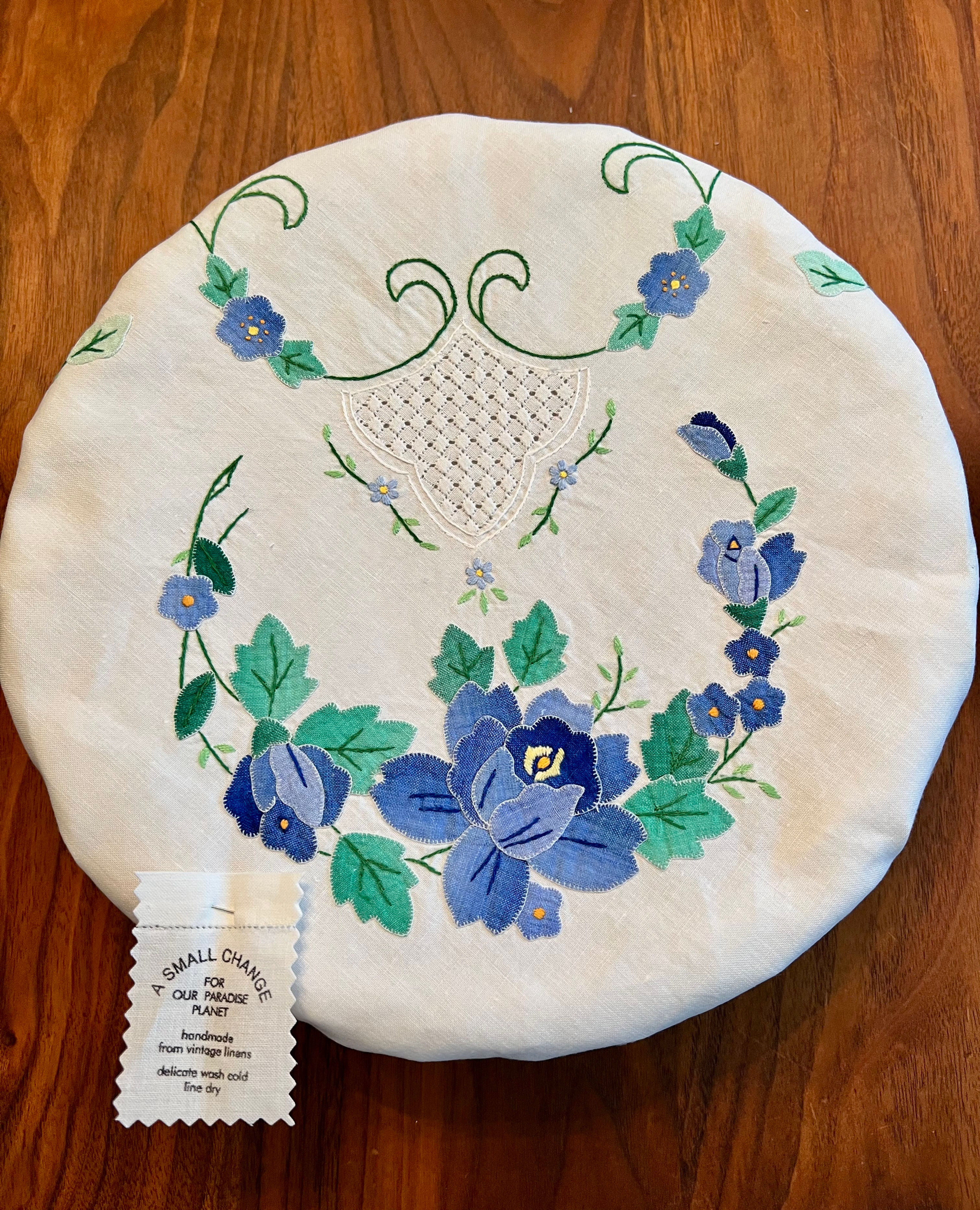 Ring of Blue Pie and Bowl Covers