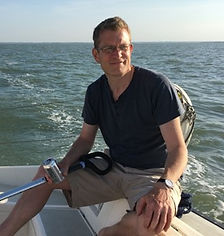 Tom Blake Sailing 1x1.jpg