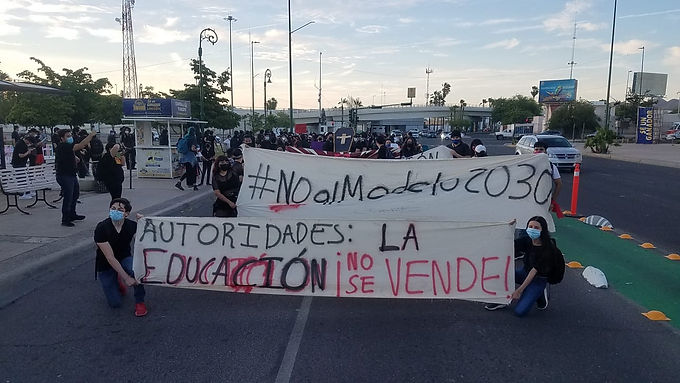 Exigen estudiantes de la Unison no aplicar el plan de estudios 2030