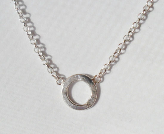 Single Circle Necklace