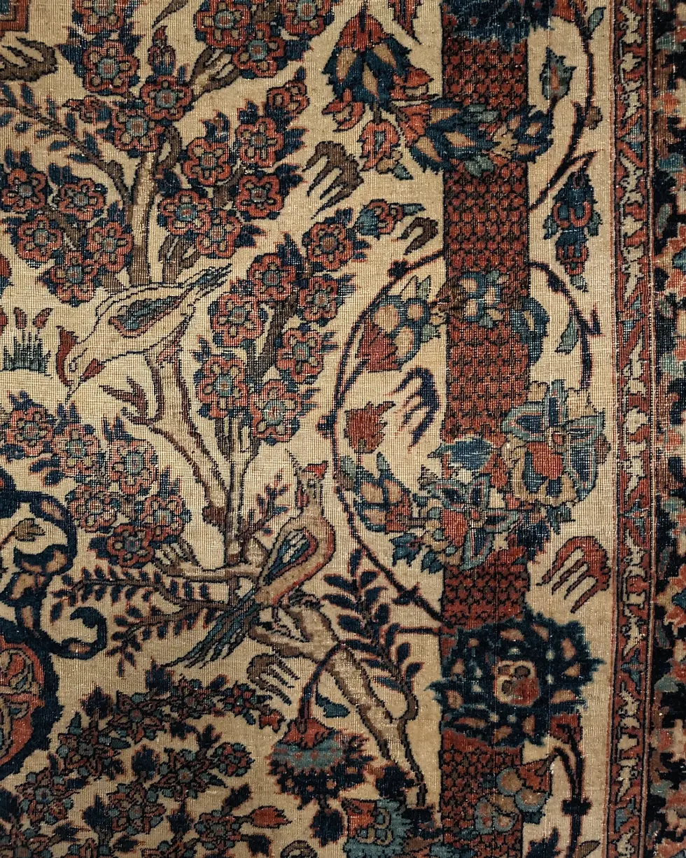 Miniatyrbild: Antique Isfahan Carpet 