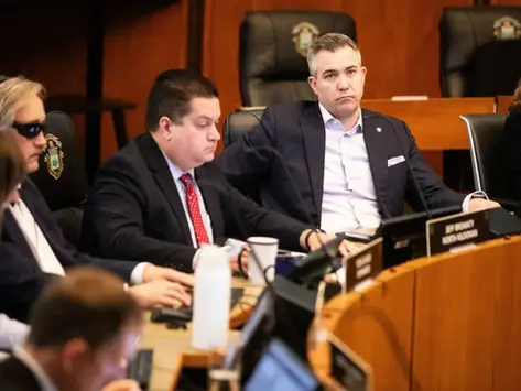 Councillors brace for impact when provincial education property tax hikes crash into Winnipeggers’ mailboxes