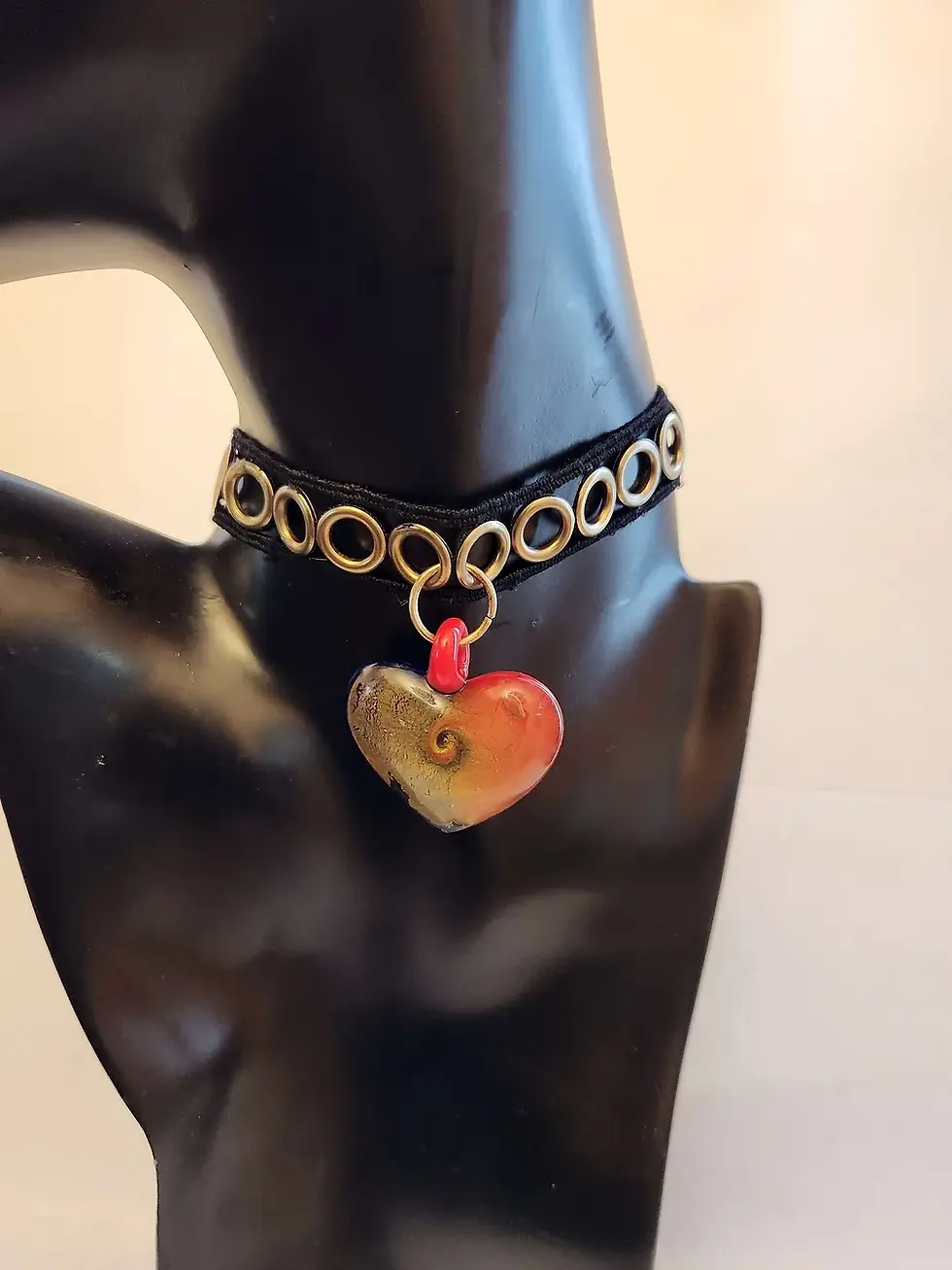 Thumbnail: Heart of Gold Choker Necklace