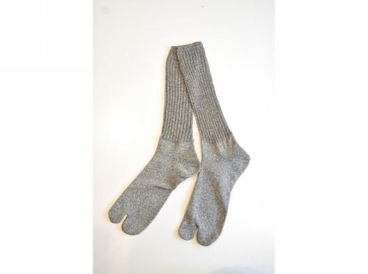 Thumbnail: FAKUI Lame Tabi Loose Glitter Socks