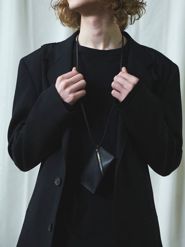 Yohji Yamamoto Discord Leather Necklace with zip in Black Leather