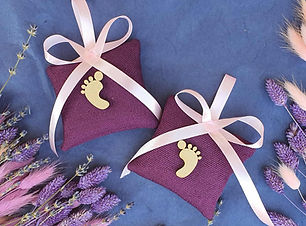 marturii-botez-fata-pernuta-lavanda-pridvorul-cu-levantica_edited.jpg
