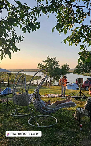 glamping-delta-sunrise-somova-delta-dunarii.jpg