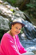 Portrait photo dans la nature Signes bord de rivière - Valphotovar
