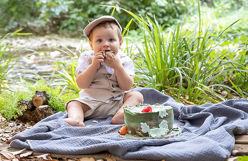 Séance photo smash the cake Solliès Pont Valphotovar photographe région paca