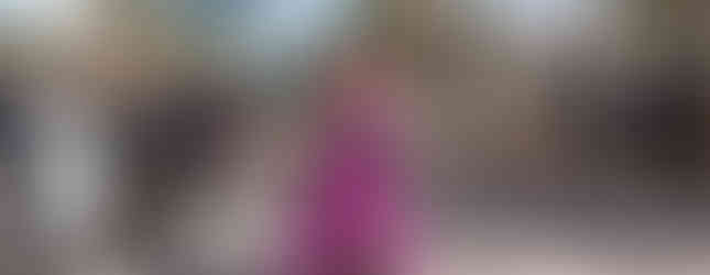 La chaussure de la mariée est réparée, elle danse