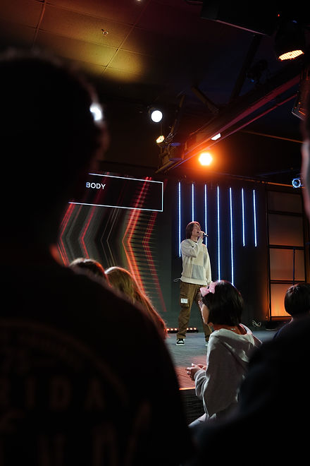 CFC YTH WORSHIP.JPG